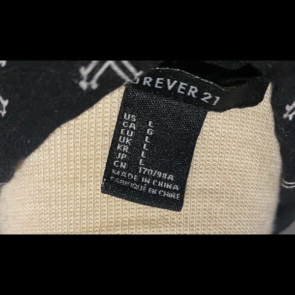 XXI Cross print top - Picture 3 of 3